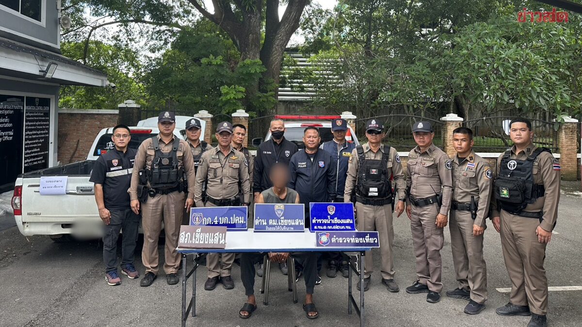 รวบ จ่าเด้า รับจ้างส่งจีนเทาซิ่งกระบะย้อนศรหนีด่าน ตร.ไล่ล่าระทึกพบอยู่ระหว่างประกันตัวคดีเดียวกัน